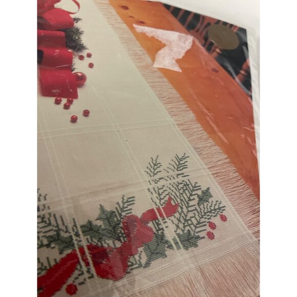 Leisure Arts Table Runners Cross Stitch Kit By Barbara Finwall  4 Designs - Picture 11 of 13